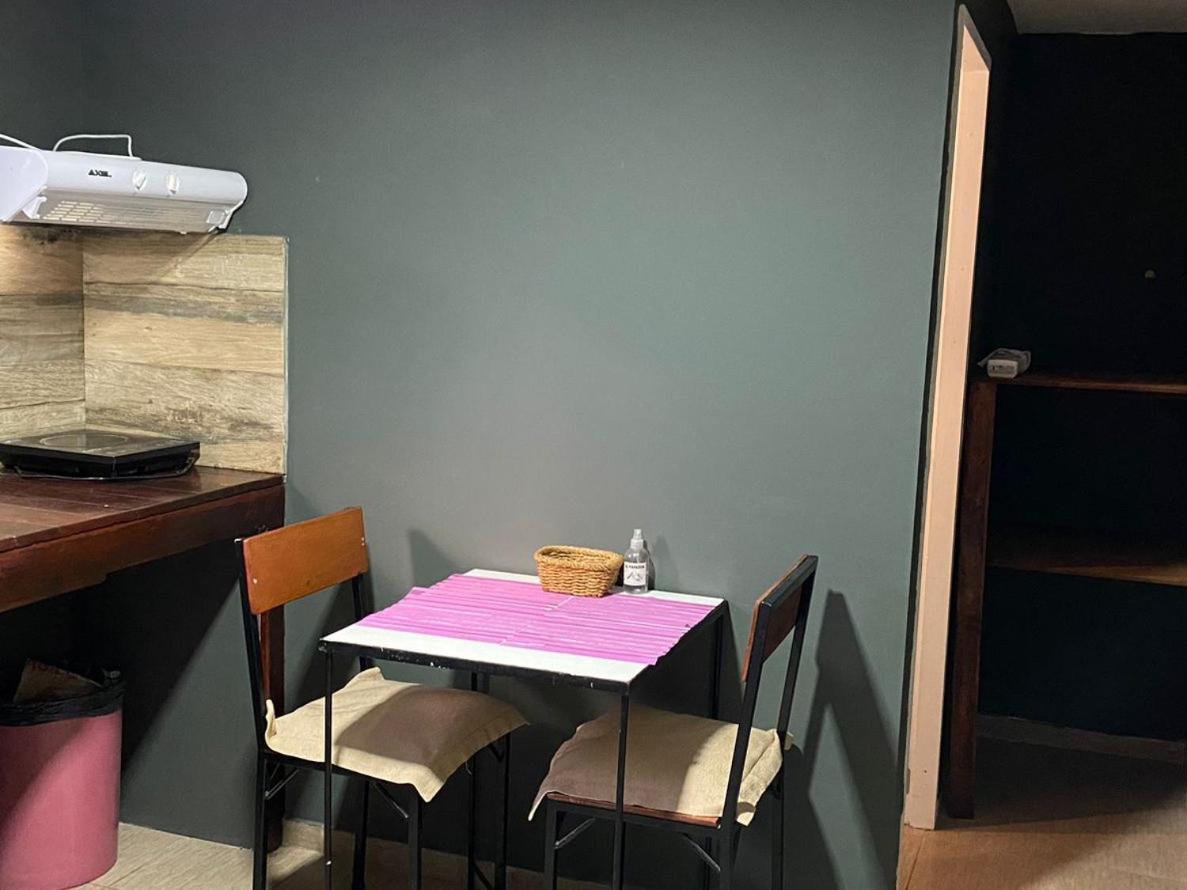 Hostel El Paredon 厄尔查尔坦 外观 照片