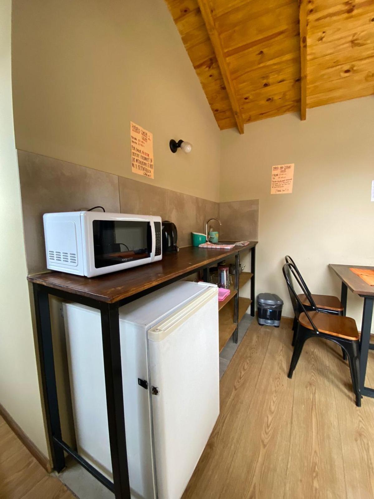 Hostel El Paredon 厄尔查尔坦 外观 照片