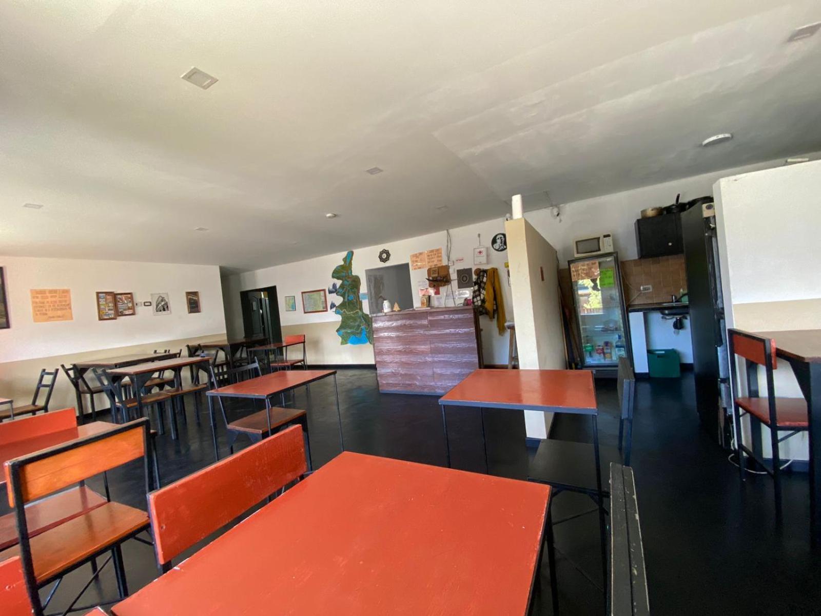 Hostel El Paredon 厄尔查尔坦 外观 照片